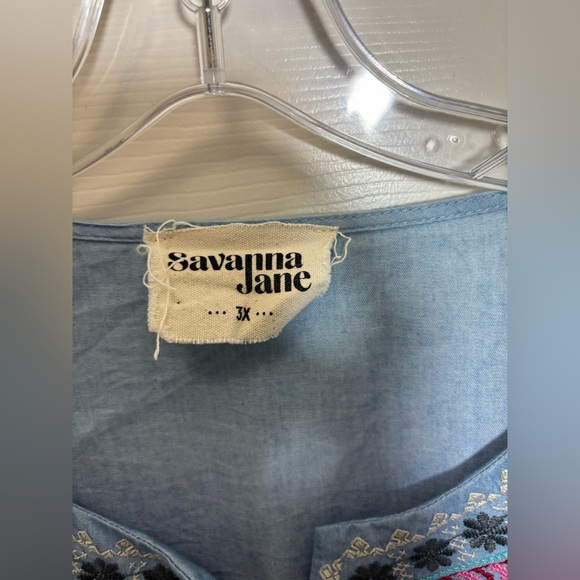 Savanna Jane Women's Chambray Floral Embroidered Bell Sleeve Blouse 3X - Picture 4 of 7